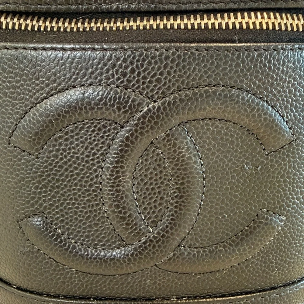 Chanel Caviar Vanity Case